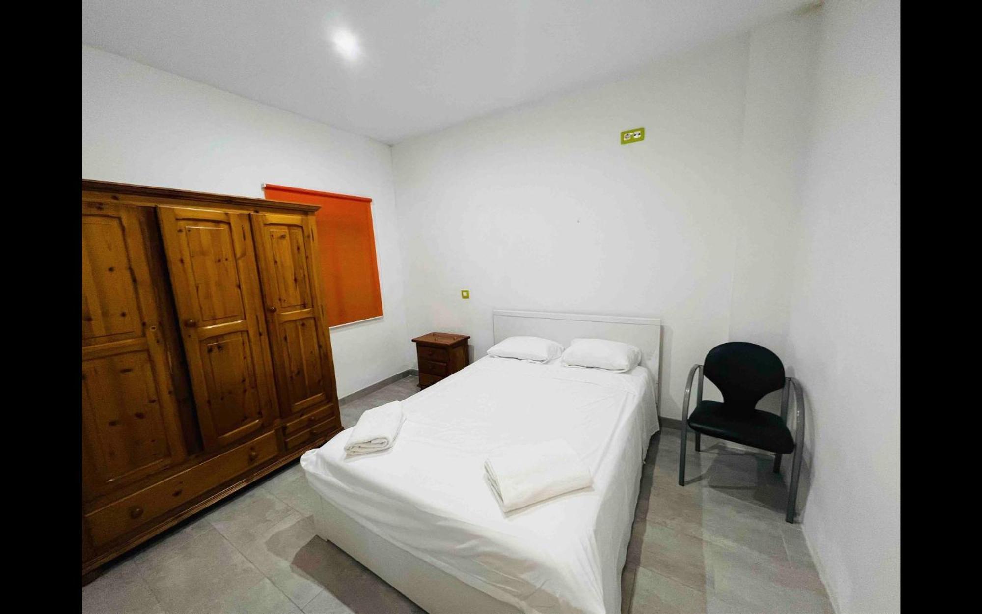 Habitacion Comoda セビリア エクステリア 写真